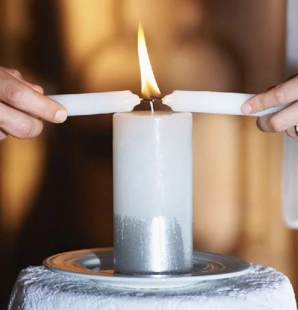 Rituálne biele sviečky