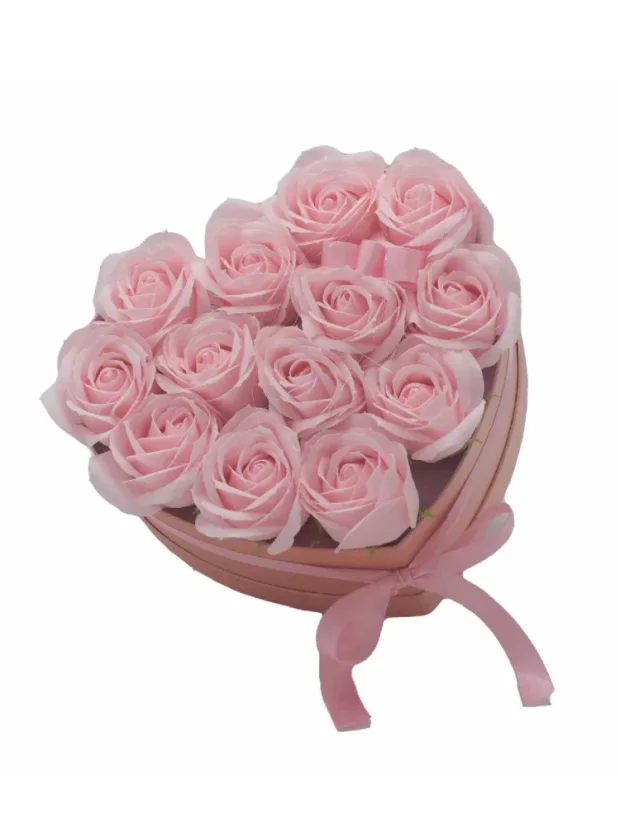 Mydlové kvety, darčekový box v tvare srdca, 13 ruží, ružové ruže