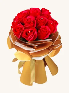 Mydlová kytica z ruží, samostojaca, bohatá dekorácia, červené ruže