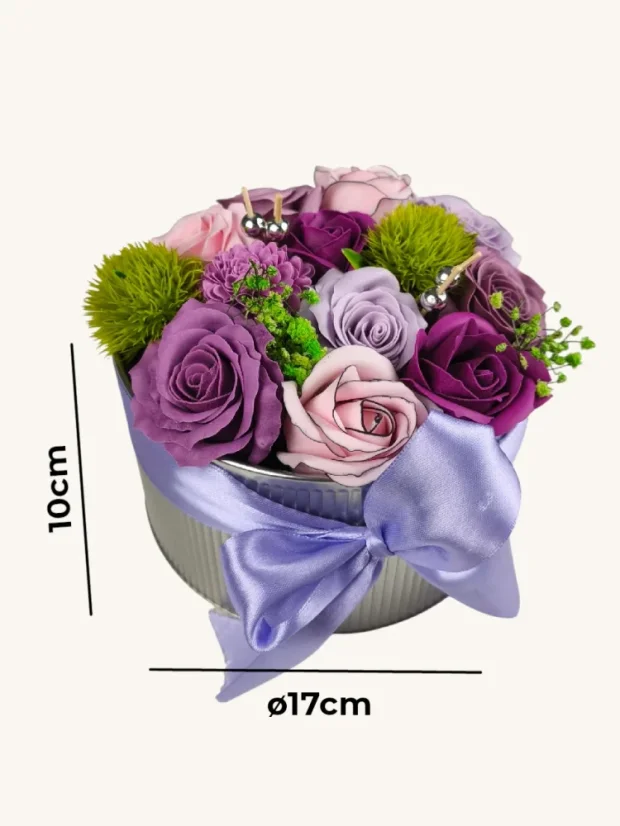 Purpurová harmónia - mydlové kytice v darčekovom boxe, plechová dóza ø17x10cm, uzatvárateľná vekom