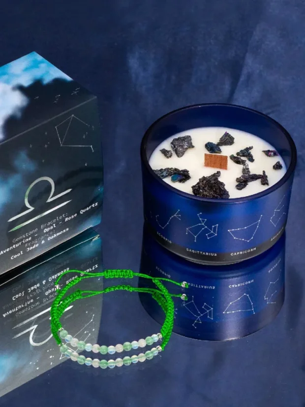 Váhy - krištáľová sviečka s náramkom z drahokamov, 320g