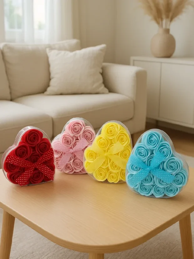 Darčeková sada mydlových kvetov, 24x ruža, tvar srdca, ružová