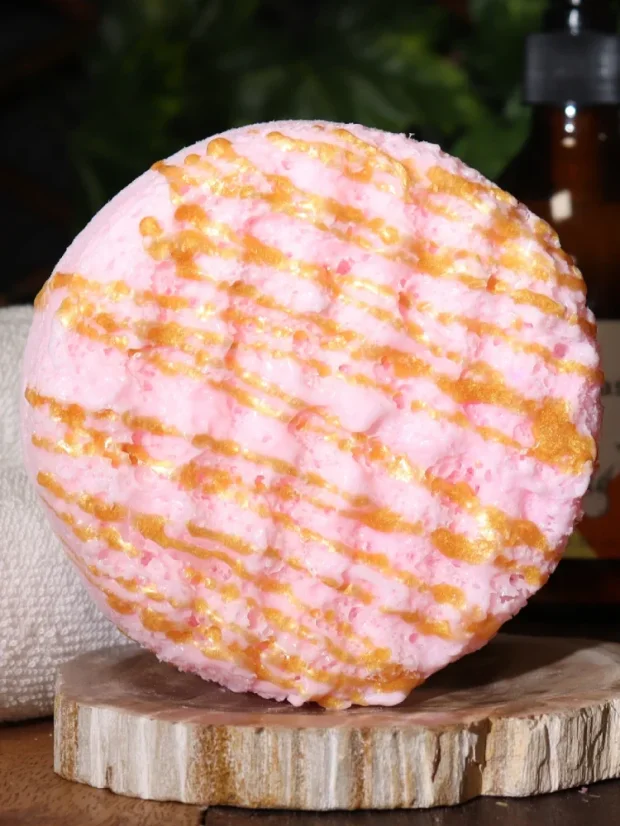 Mydlová špongia Charlote, napustená 220g  zmesou bambuckého, kakaového a mangového masla