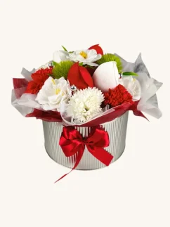 Mydlová kytica v darčekovom boxe, červená
