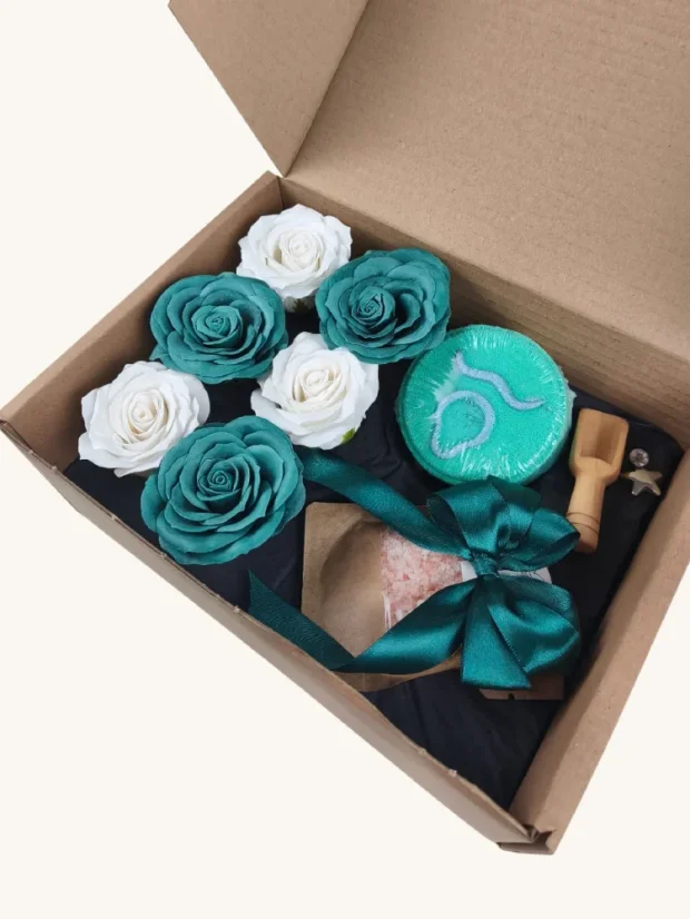 Býk - darčekový box s mydlovými kvetmi, šumivou bombou a soľou do kúpeľa