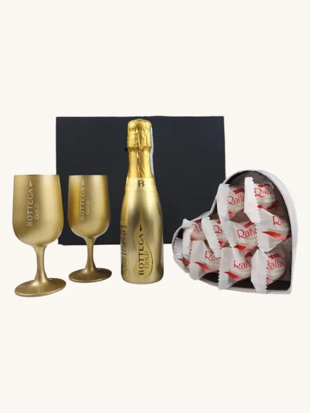Dárkový box Bottega: zlatá láhev + zlaté skleněné sklenice, čokoládové pralinky Raffaello