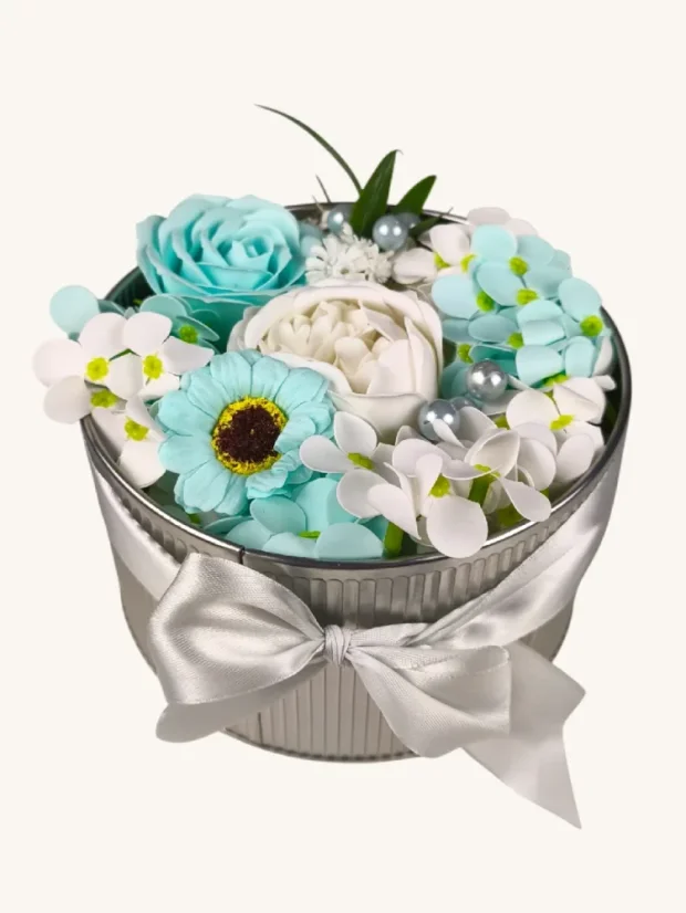 Nebeský dotyk - mydlové kytice v darčekovom boxe, plechová dóza ø17x10cm, uzatvárateľná vekom