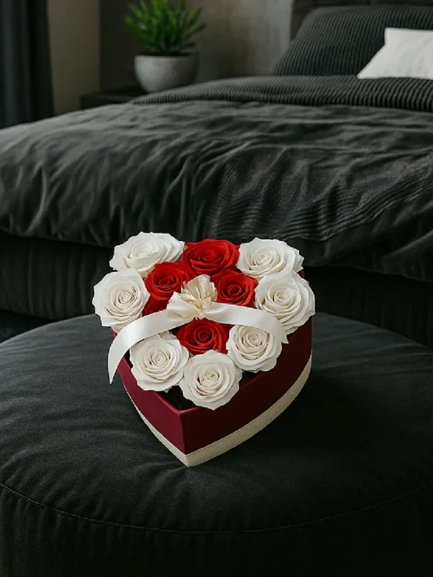 Mydlane róże w luksusowym pudełku, 15 róż, duże serce, 22×13 cm, biało-bordowe