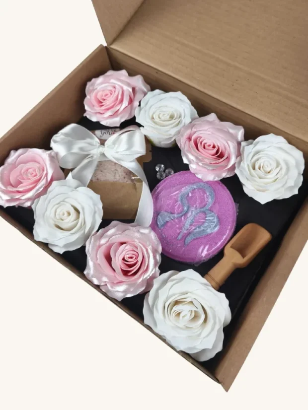 Panna - darčekový box s mydlovými kvetmi, šumivou bombou a soľou do kúpeľa