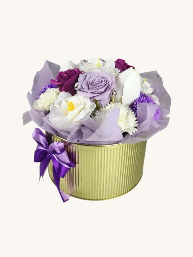 Mydlová kytica v darčekovom boxe, fialová