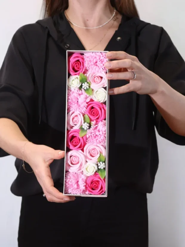 Mydlové kvety - dlhý darčekový box, ružová