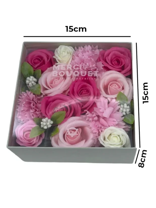 Mydlové kvety - štvorcový darčekový box, klasické ruže