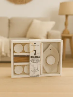 Darčekové balenie 7 Chakras - 7 sviečok, vydymovacie tyčinky, stojan na sviečky a tyčinky