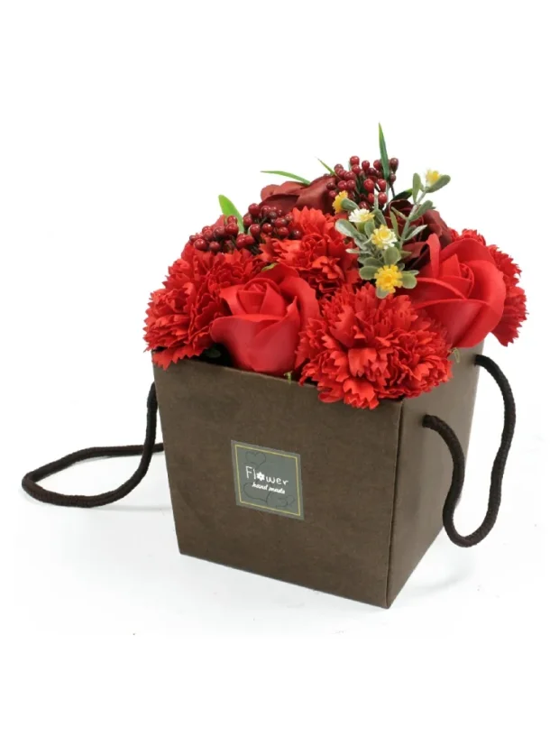 Mydlová kytica v darčekovom balení, červená ruža