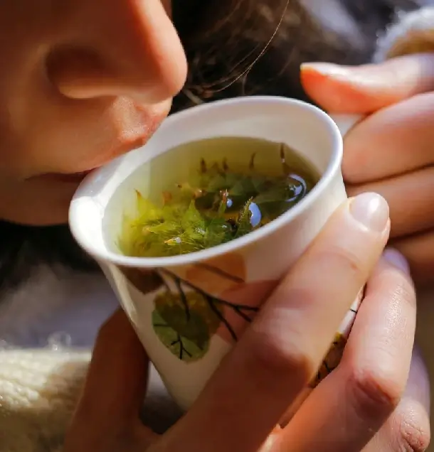 Čaj z kvalitných byliniek